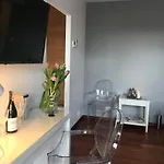 Appartement 4 *