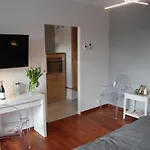 Appartement 4 *