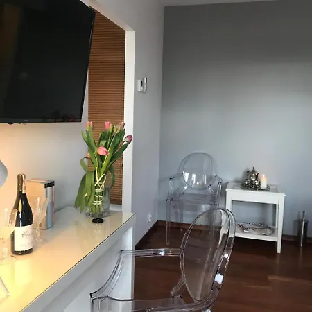 Appartement 4 *